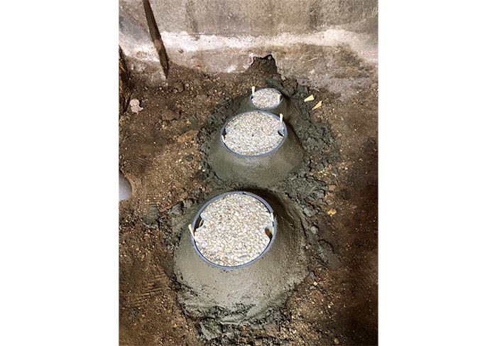 広島大学 スマート町屋プロジェクト土間に三和土（たたき）を施工するワークショップ